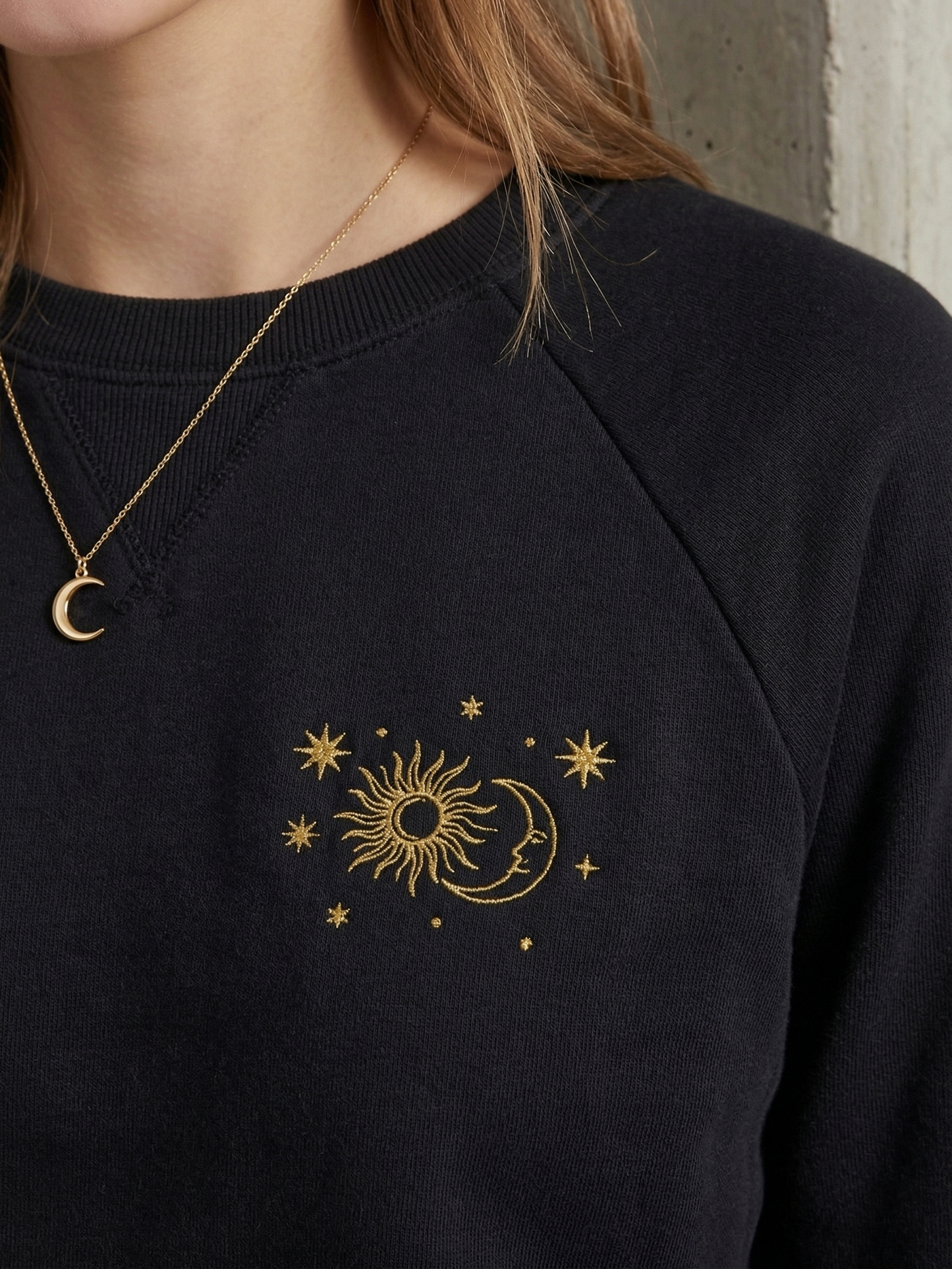 Siyah Güneş ve Ay Baskılı Sweatshirt